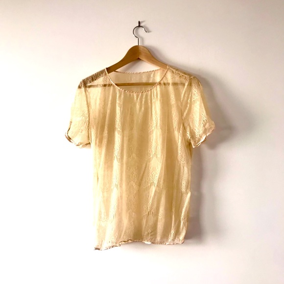 American Apparel Blush Lace Tee with Satin Lined Collar and Hem size M - Picture 2 of 9